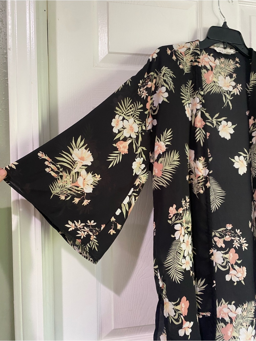 Pink Rose Kimono Black Pink Open Front Medium Boho Resort Hawaiian Tropical - Picture 2 of 12